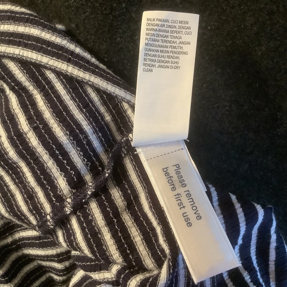 Lucky Brand Off-Shoulder Navy Stripe Long Sleeve Top XL NWT - Picture 6 of 9